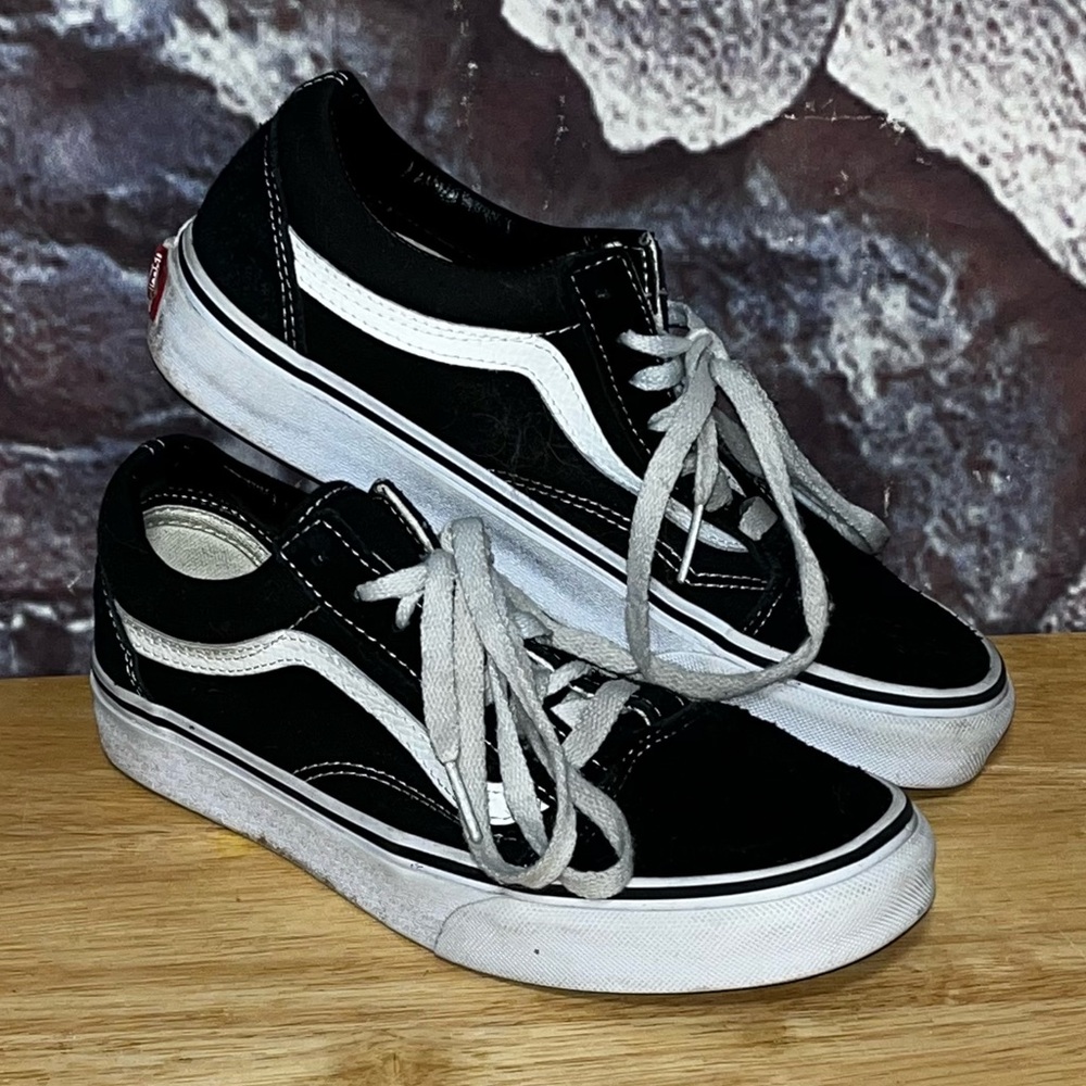 Vans Old Skool Suede Canvas Skate Shoes Black White Size Women’s 7 Men5.5